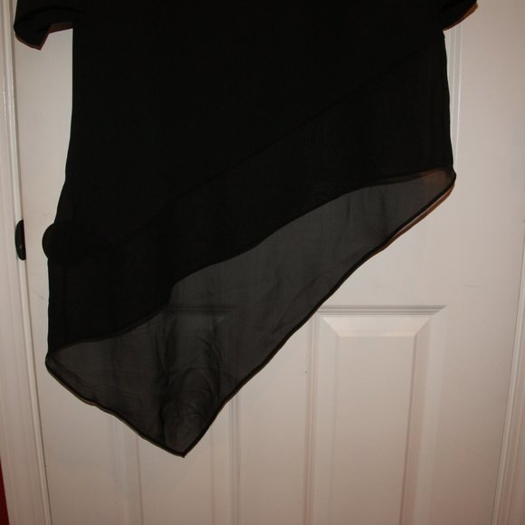 ST. JOHN Top - Picture 4 of 7